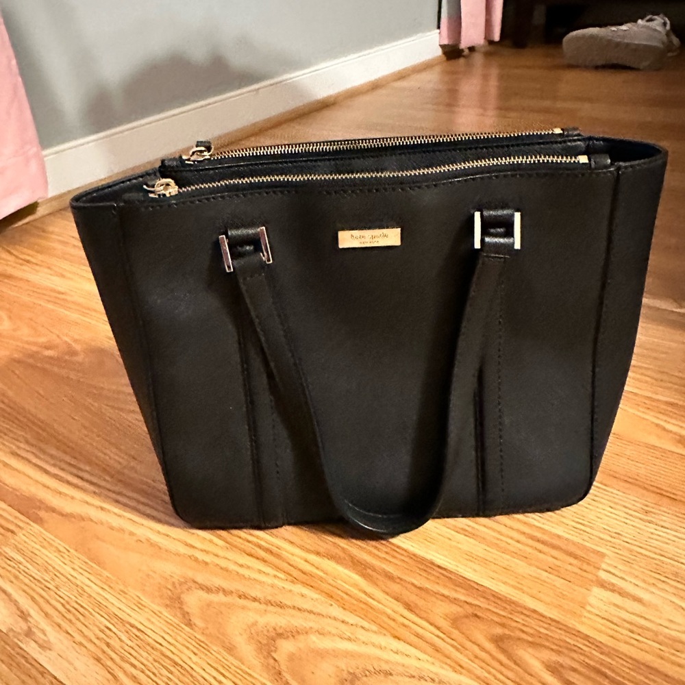 Kate Spade Purse ♠️ - Picture 2 of 7